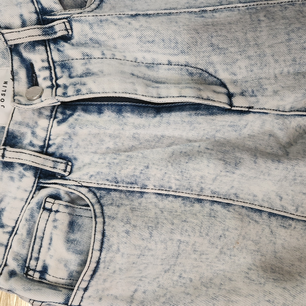 Women's Joslin Light Blue Stone Washed Jeans - Picture 3 of 5